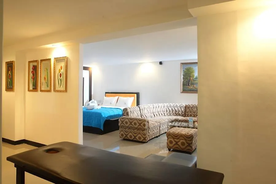 V.F. Four Season Hotel Angeles