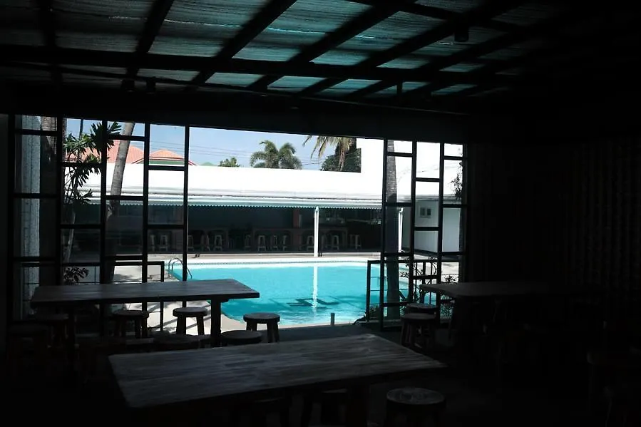 V.F. Four Season Hotel Angeles